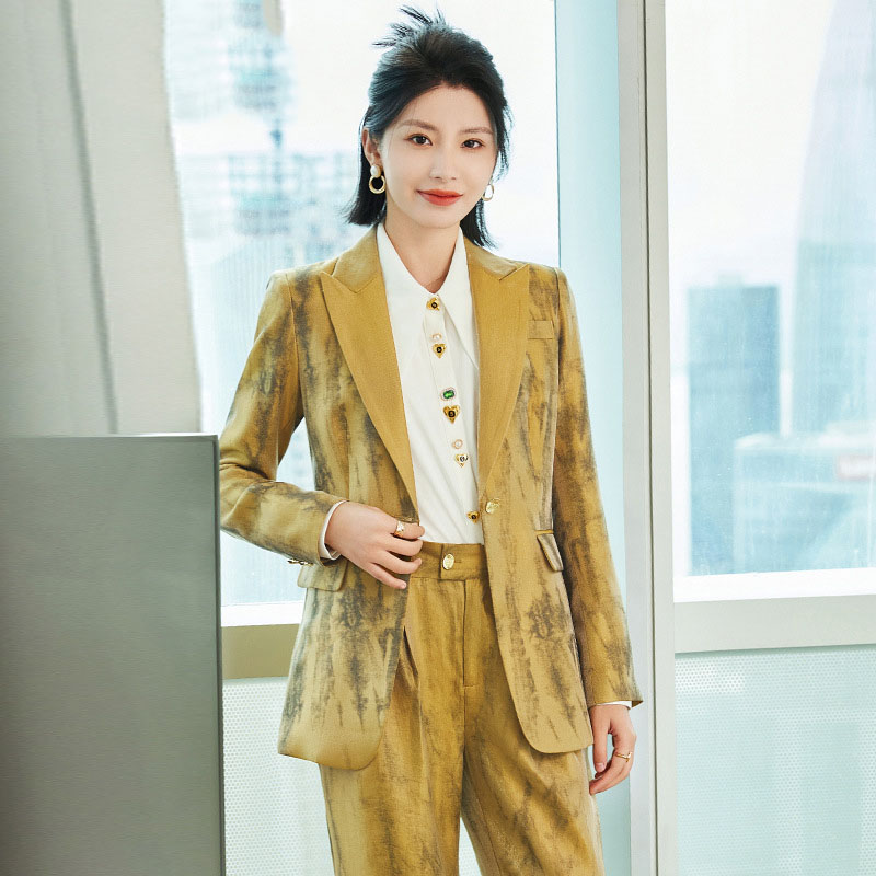 Feminino dourado preto formal  - Women Formal Wear With Black Blazer avaliação e preço