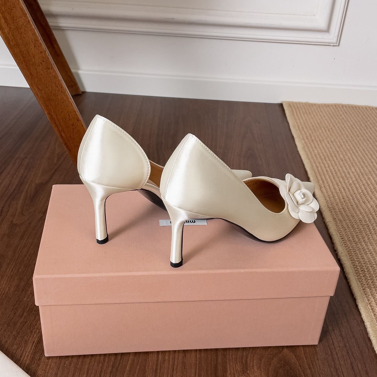 Sapatos de Salto Fino em Cetim - Women Formal Wear Footwear avaliação e preço